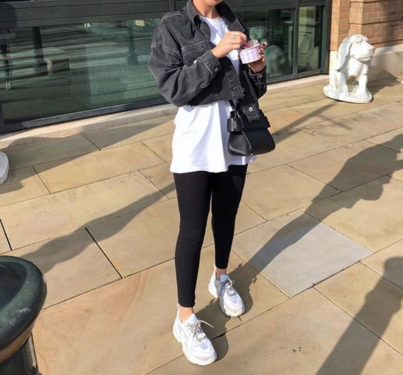 レギンスコーデ、アスレジャースタイルのおすすめ😘🪴🪵