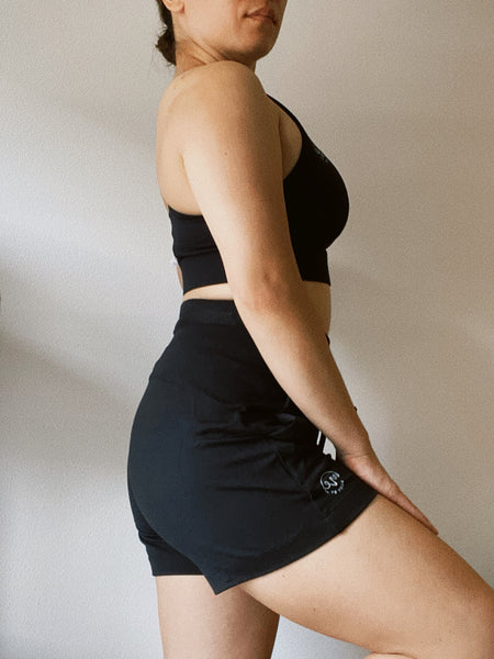 Marshmallow Shorts - ONYX
